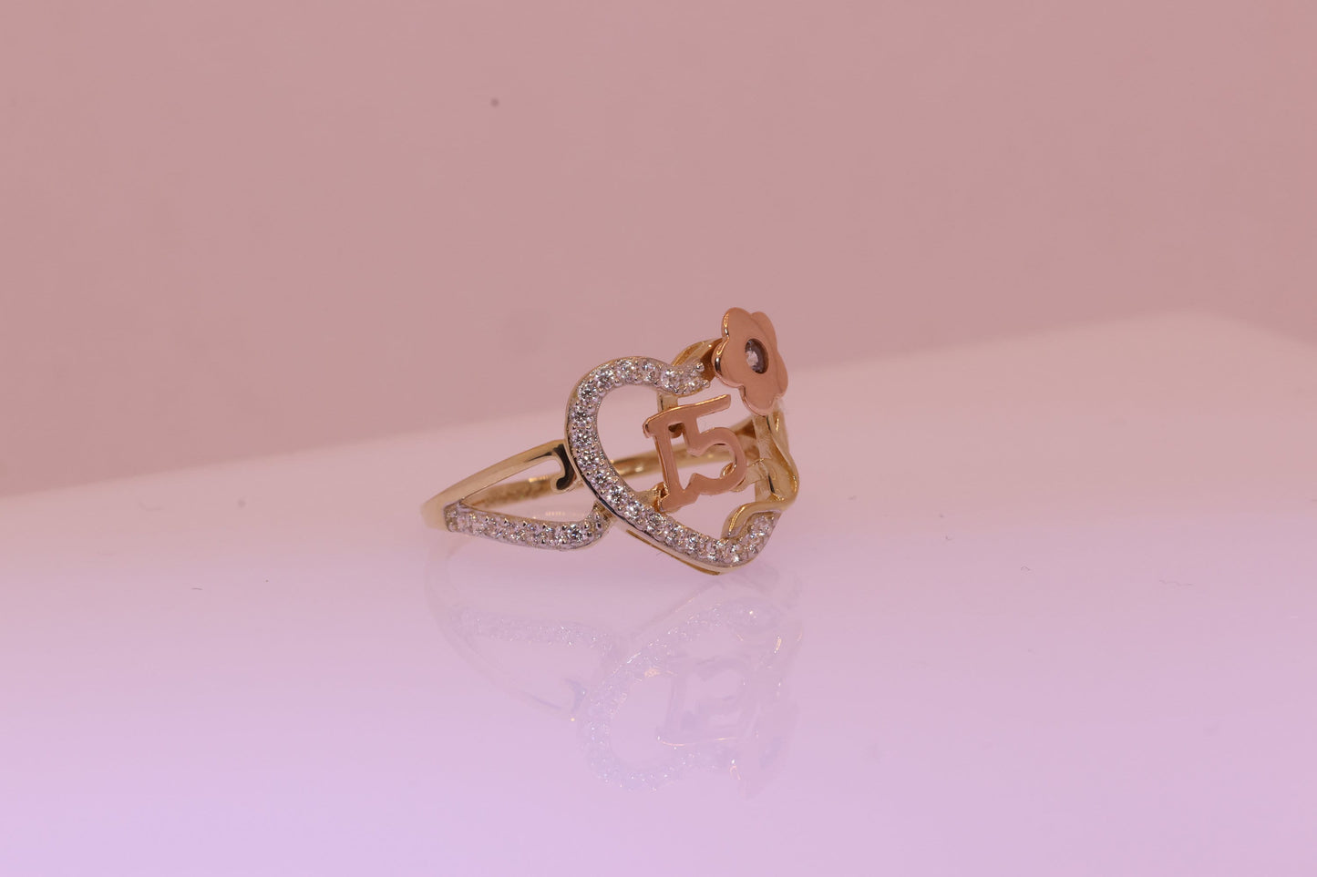 14K Gold 15 Anos Heart Quinceanera Ring Q
