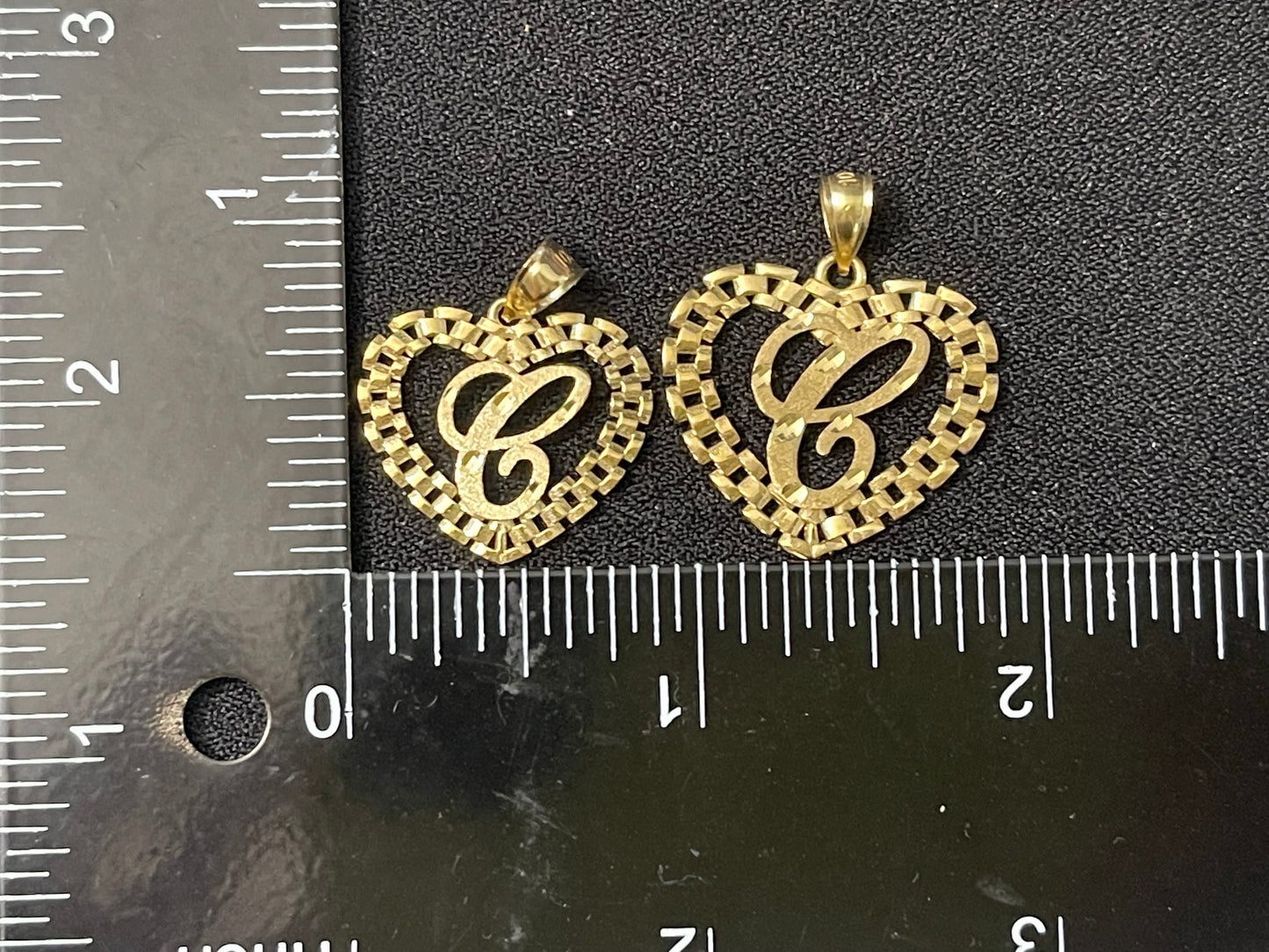 10K Rolex Style Heart Initial Pendant