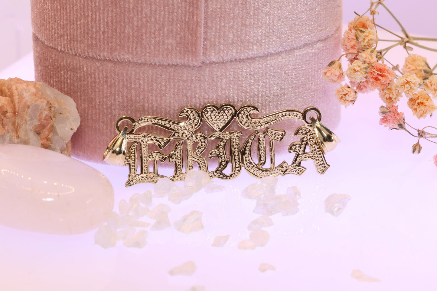 10K or 14K Gold Personalized OLD ENGLISH Pendant