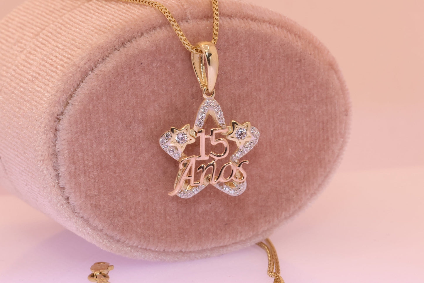 14K Gold 15 Anos STAR Quinceanera Pendant