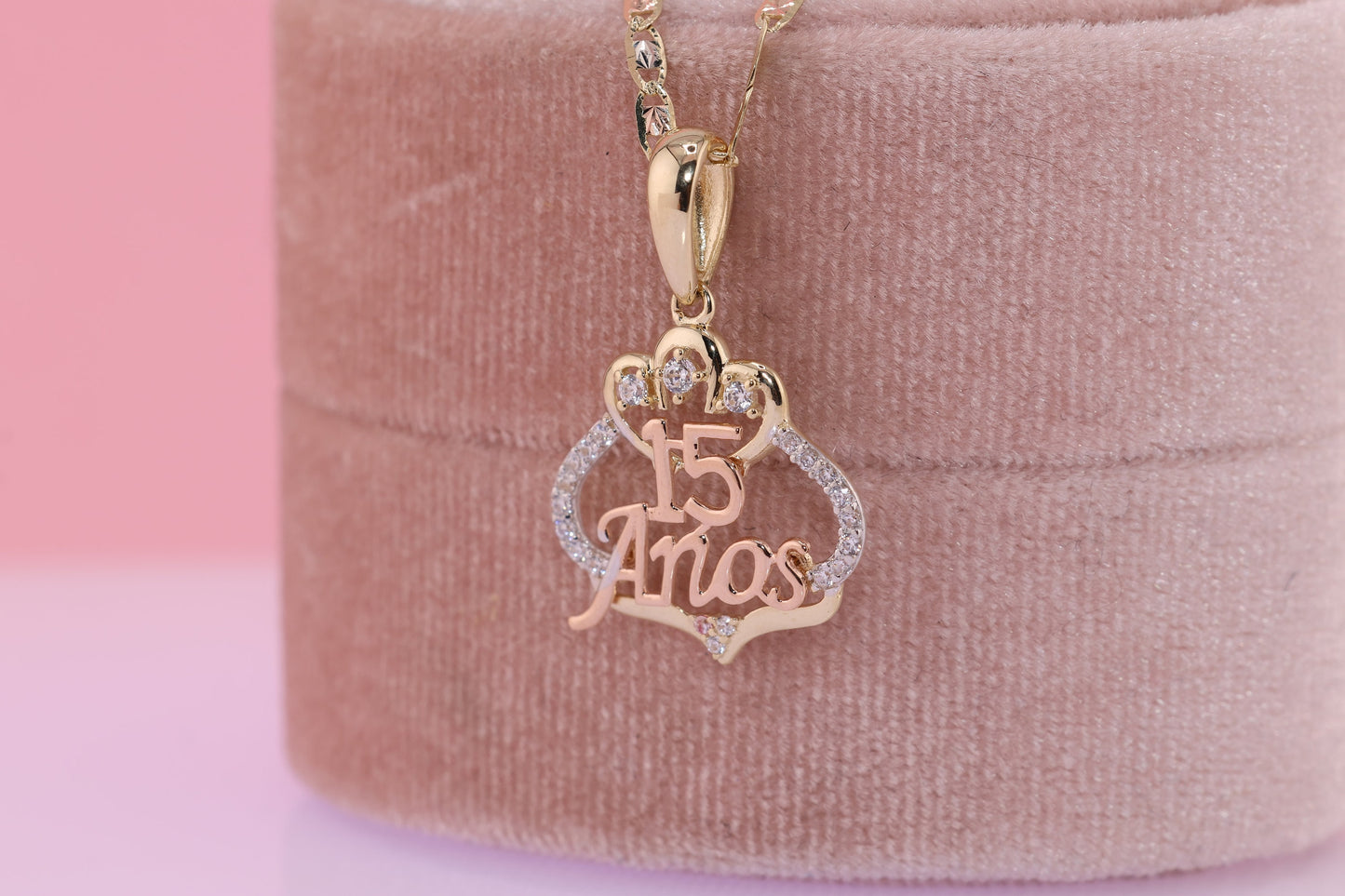 14K Gold 15 Anos Quinceanera Pendant F