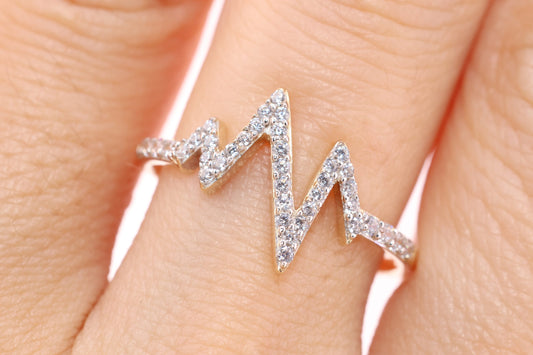 14K Solid Gold Heartbeat Ring