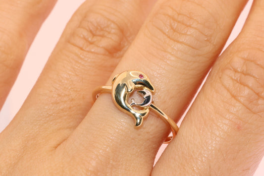 14k Gold Cubic Zirconia Dolphin Ring