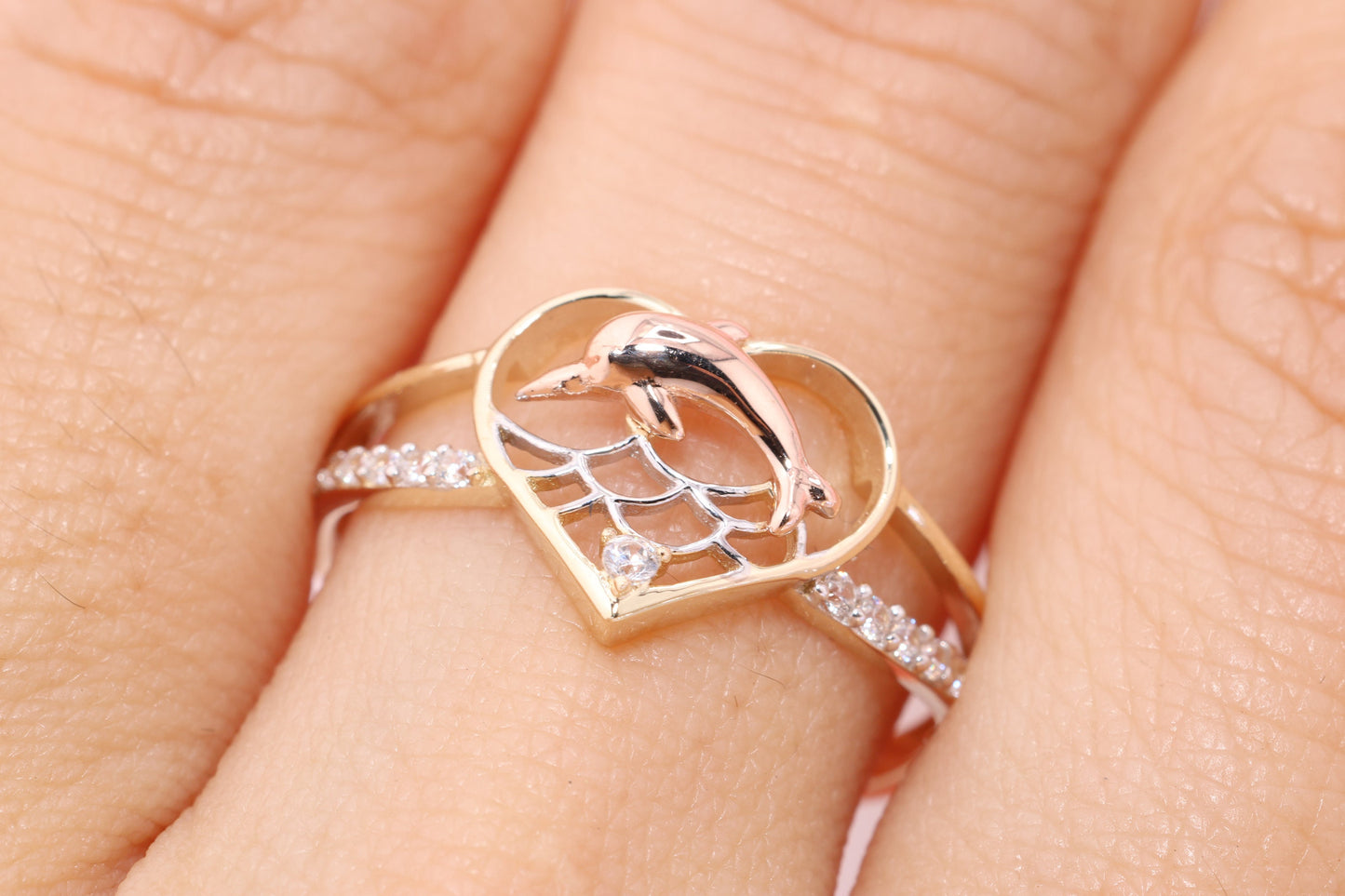 14k Gold Dolphin Ring E