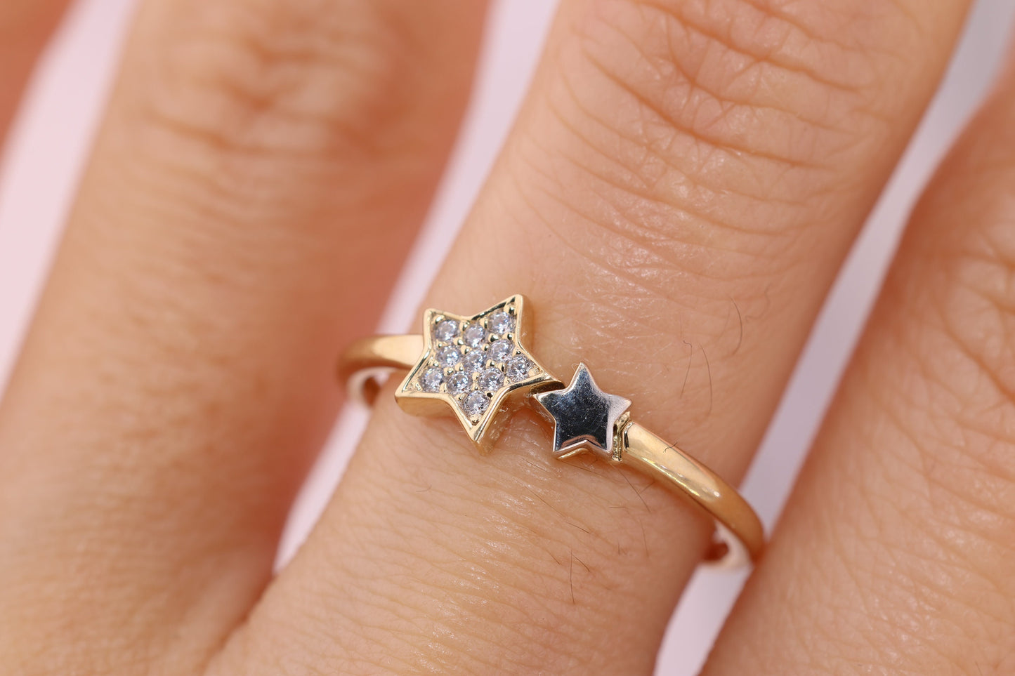 14k Solid Gold Iconic Star Ring